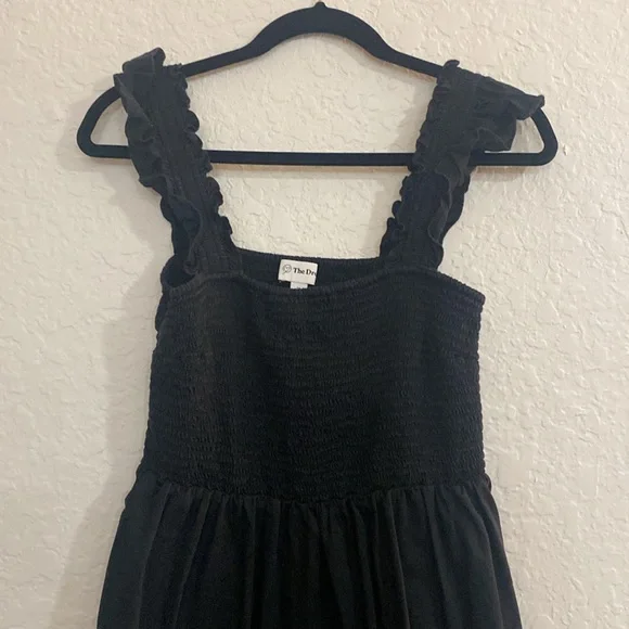 Black ruffle midi dress - Picture 2 of 6